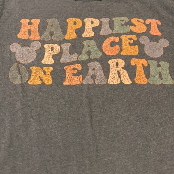 Canvas Disney Gray "Happiest Place On Earth" Short Sleeve Graphic T-Shirt- M - Picture 2 of 9